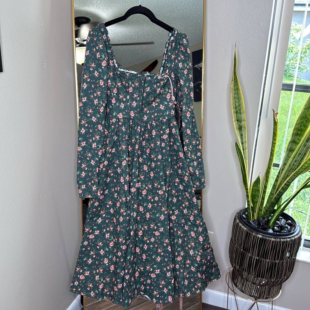 HOUSE OF CB 'Delia' Green Floral Print Midi Dress NWOT - Picture 4 of 6